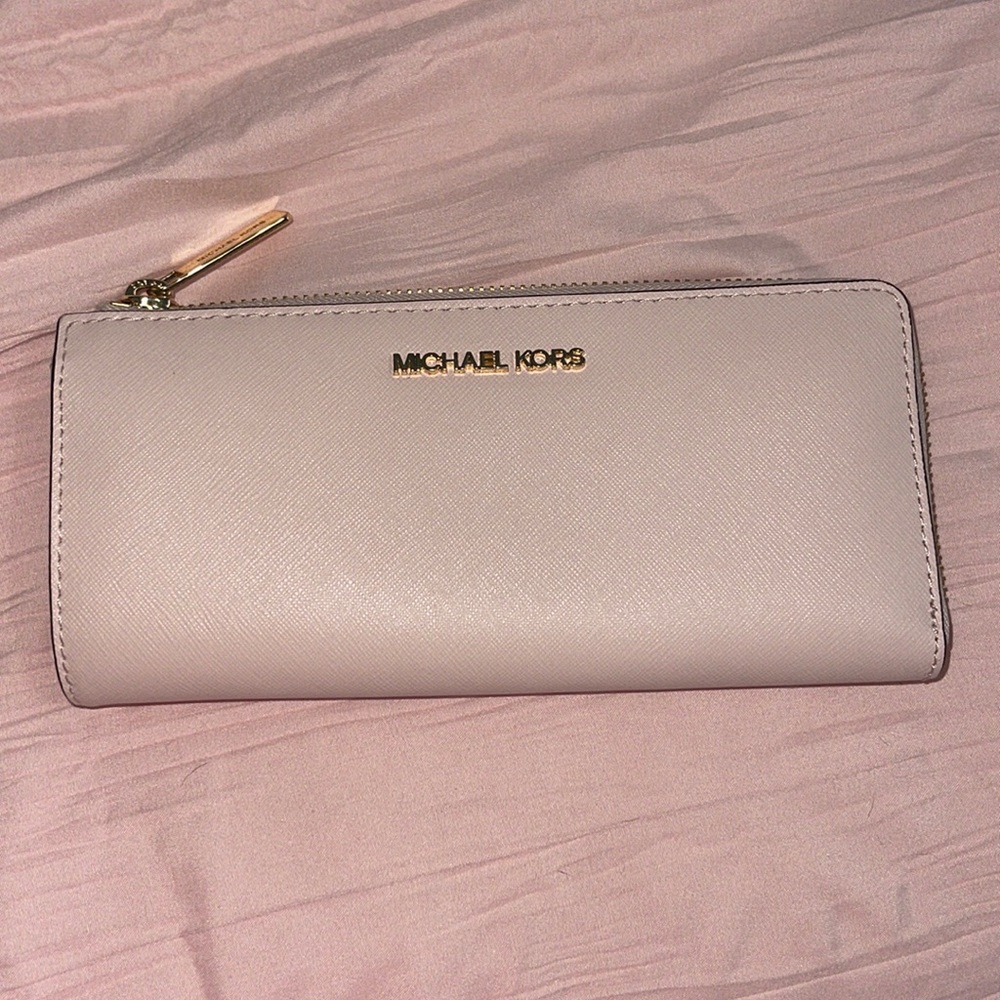COPY - Mk jet set large wallet